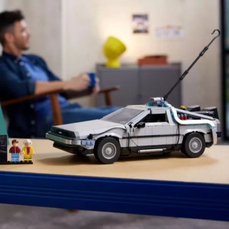 LEGO Icons 10300 Vissza a jövőbe időgép
