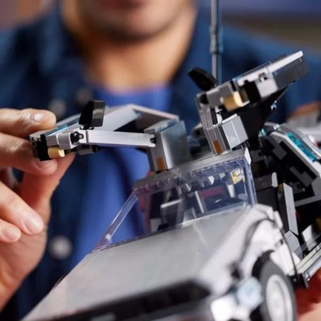 LEGO Icons 10300 Vissza a jövőbe időgép