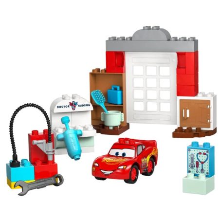 LEGO DUPLO Disney 10456 Verdák: McQueen látogatása Doki garázsában
