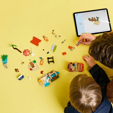 LEGO Bluey 11202 Bluey és családja a tengerpartra utazik
