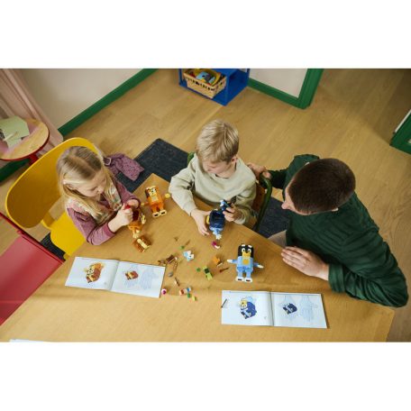 LEGO Bluey 11217 Bluey családja kockákból