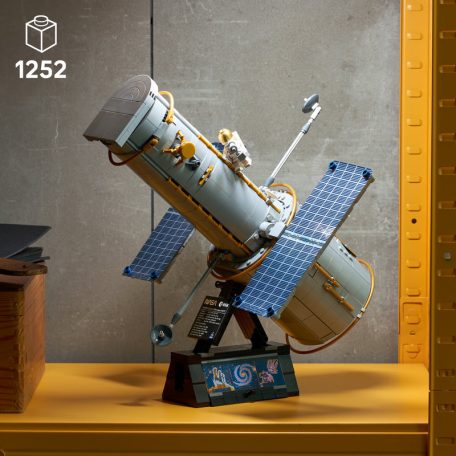 LEGO Icons 11382 Hubble űrtávcső