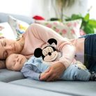 Clementoni 17958 Disney Baby Alvó Minnie egér interaktív plüss játék fénnyel és zenével