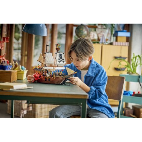 LEGO Creator 31387 Ikonikus kalózhajó