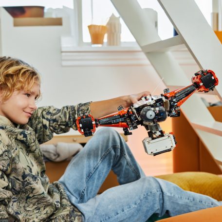 LEGO Technic 42181 VTOL teherszállító űrhajó LT81