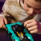 LEGO Technic 42208 Aston Martin Valkyrie