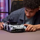LEGO Technic 42214 Lamborghini Revuelto szuper sportautó