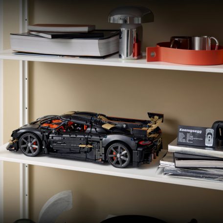 LEGO Technic 42232 Koenigsegg Sadair's Spear szuperautó