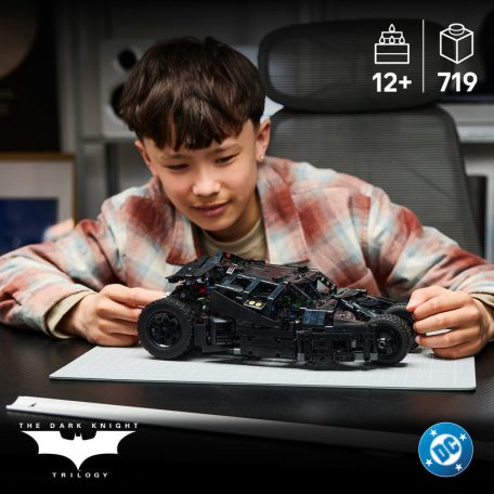 LEGO Technic 42239 Batmobil Tumbler