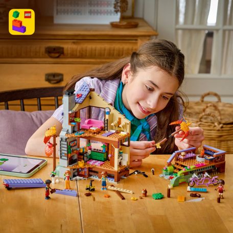 LEGO Friends 42705 Otthonos kabin az őszi erdőben