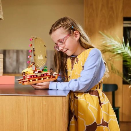LEGO Disney Princess 43270 Vaiana kalandokkal teli kenuja