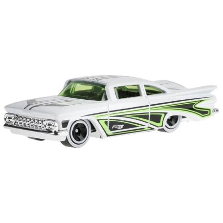 Hot Wheels 1:64 kisautók Layin' Low 2/5 '59 Chewy Impala 44/250