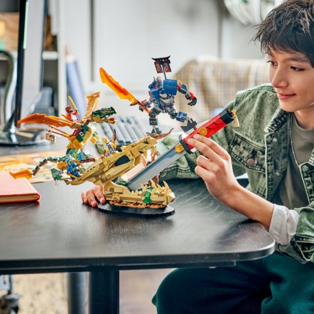LEGO Ninjago 71871 Összecsapás a Sárkány Kardjánál