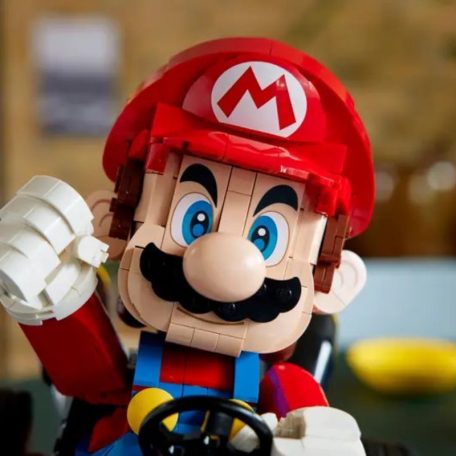 LEGO Super Mario 72037 Mario Kart: Mario & Standard Kart