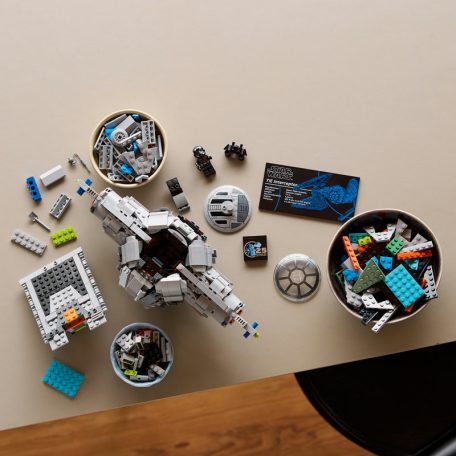 LEGO Star Wars 75382 TIE elfogóvadász
