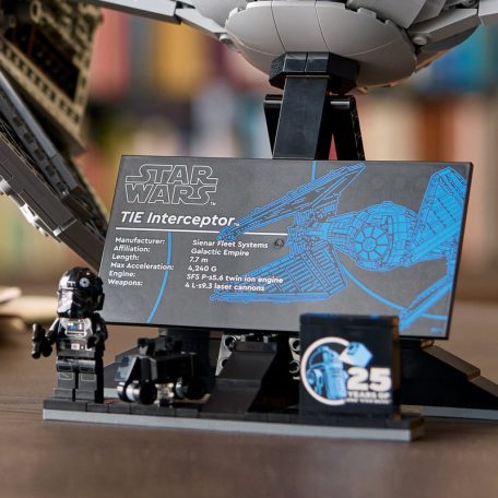 LEGO Star Wars 75382 TIE elfogóvadász