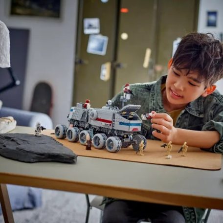 LEGO Star Wars 75413 Köztársasági Juggernaut tank