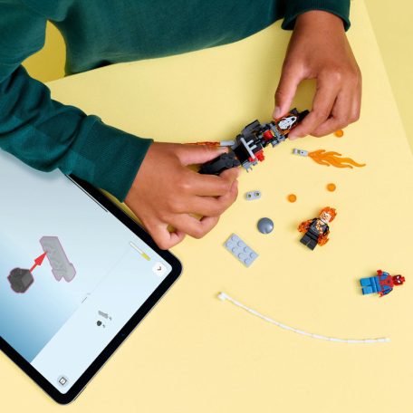 LEGO Super Heroes Marvel 76335 Pókember a motoros Szellemlovasellen
