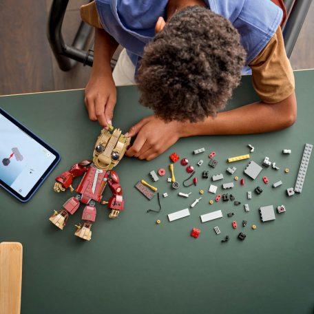 LEGO Super Heroes Marvel 76341 Groot a fosztogatók egyenruhájában