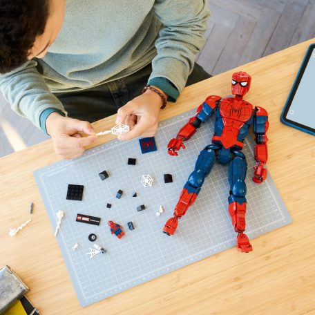 LEGO Super Heroes Marvel 76346 Pókember akciófigura