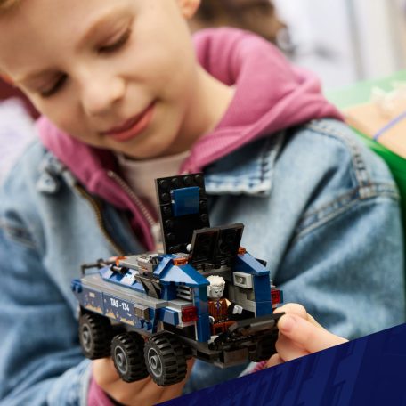 LEGO Super Heroes Marvel 76349 Pókember: a rabszállító üldözése