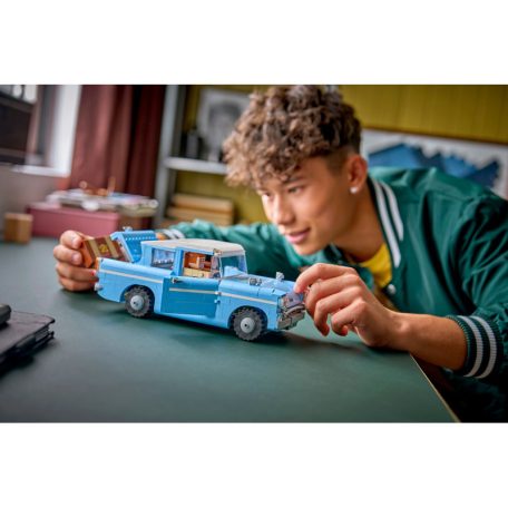 LEGO Harry Potter 76470 Az elvarázsolt repülő Ford Anglia