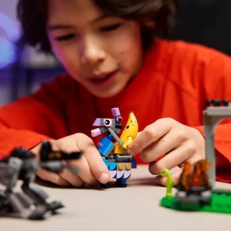 LEGO Fortnite 77075 Peely és Sparkplug táborhelye