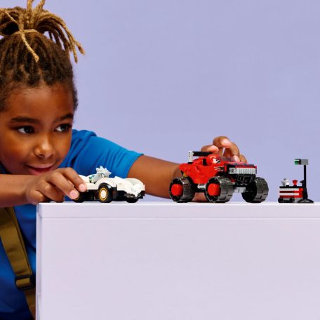 LEGO Sonic 77118 Silver autója Knuckles monster truckja ellen