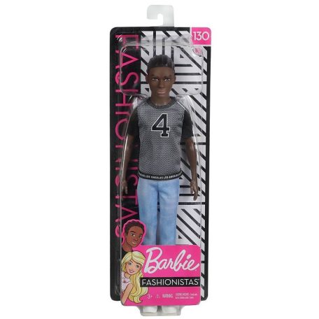 Barbie Fashionistas barátok - Barna hajú fiú baba fekete pólóban (130)