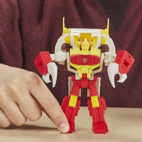 Transformers Cyberverse Adventures átalakítható robotfigura - Repugnus (11 cm)