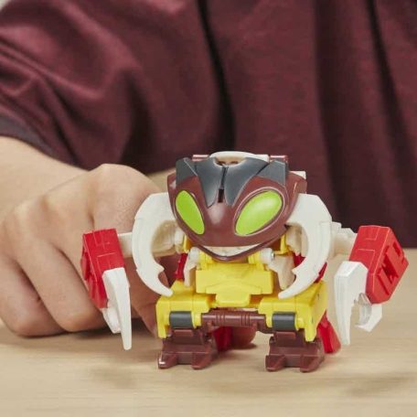 Transformers Cyberverse Adventures átalakítható robotfigura - Repugnus (11 cm)