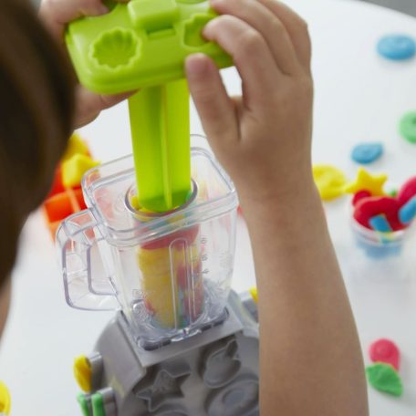 Play-Doh Swirlin Smoothies játékturmix gyurmaszett