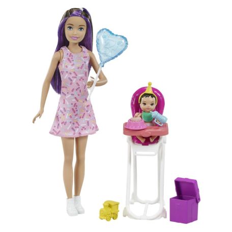 Barbie Skipper Babysitters - Barna hajú bébiszitter Barbie baba etetőszékben ülő kisbabával