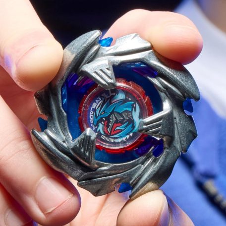 BeyBlade X Cobalt Dragoon 2-60C balra forgó zsinóros indító szett