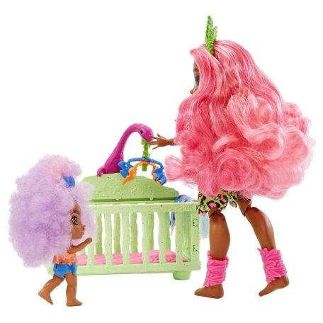 Cave Club - Bébiszitter játékszett Fernessa babával