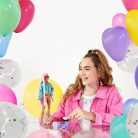 Barbie Extravagáns baba kisegérrel - Nyomott virágmintás dzsekivel