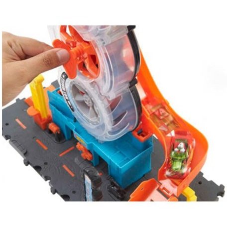 Hot Wheels City Triplakerék gumiszervíz játékszett