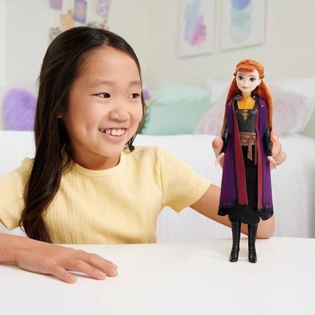 Disney Jégvarázs 2. - Elbűvölő Anna hercegnő baba