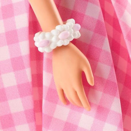 Barbie: The Movie - Barbie baba rózsaszín kockás ruhában