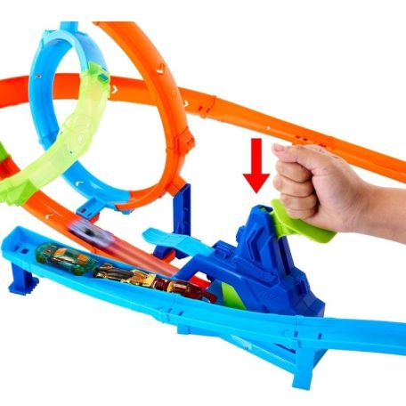 Hot Wheels Gyorsindító duplahurok ciklon pályaszett