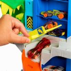 Hot Wheels City Ultimate garázs 2026