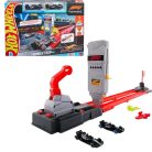 Hot Wheels Formula 1 célegyenes pályaszett 2 db kisautóval