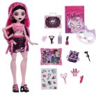 Monster High Rémségápolás baba - DracuLaura