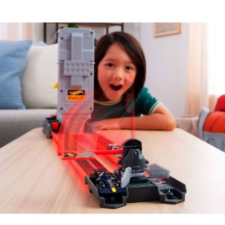 Hot Wheels F1 2025 célegyenes pálya