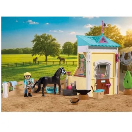 Playmobil I Love Horses 72131 Kicsi istálló kováccsal