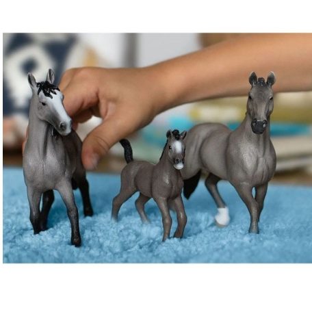 Schleich Horse Club 13955 Cheval de Selle francia hátasló kanca