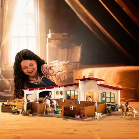 Schleich Horse Club 42639 Peppertree lovagló aréna